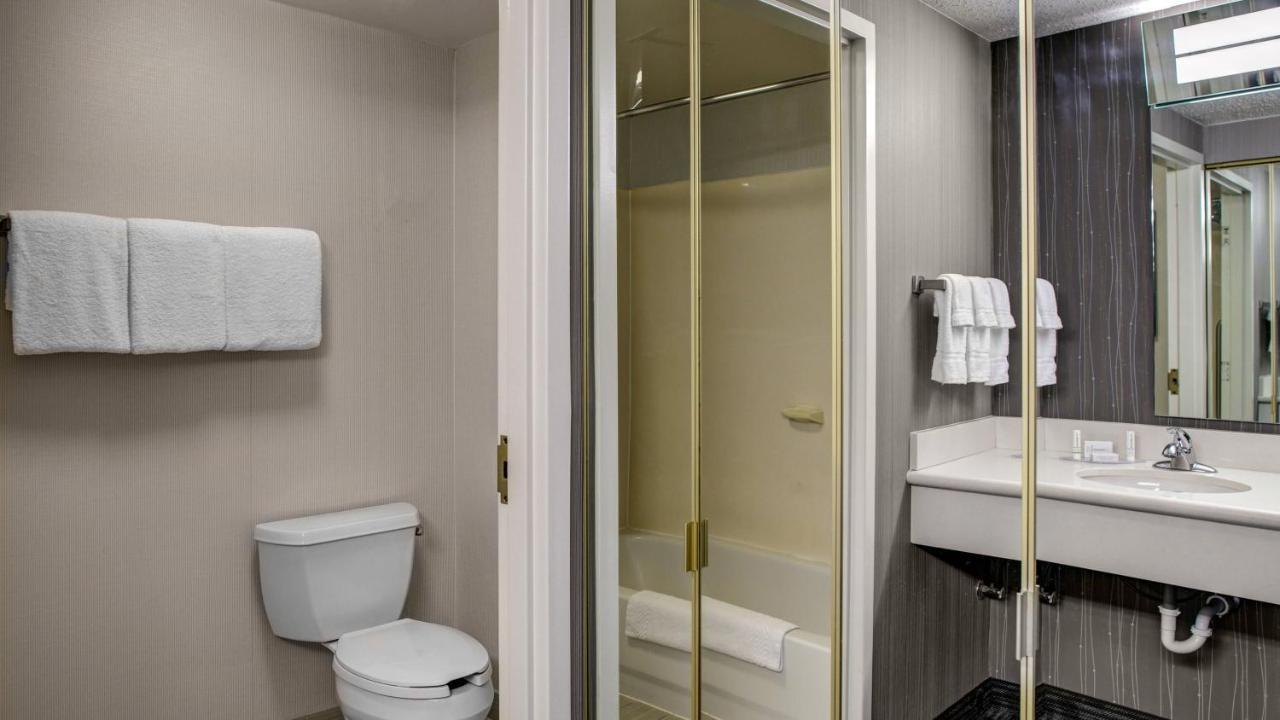Courtyard By Marriott Cleveland Westlake Exterior foto